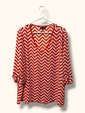 Kiara Blouse Womens 2XL Coral White Chevron V-Neck 3/4 Sleeve Tunic Relaxed Top